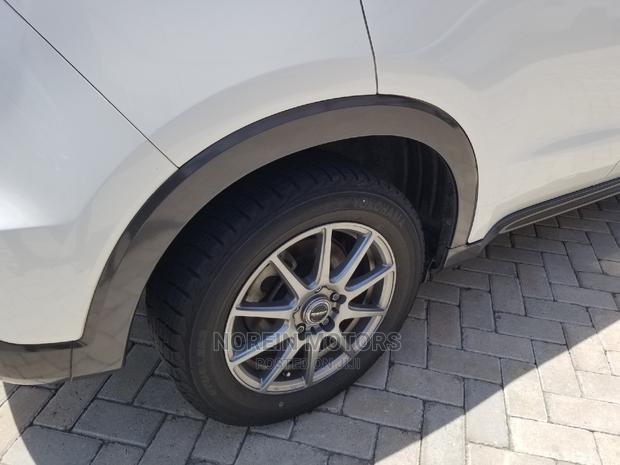 Honda Vezel 2015 Off White - thumbnail 5