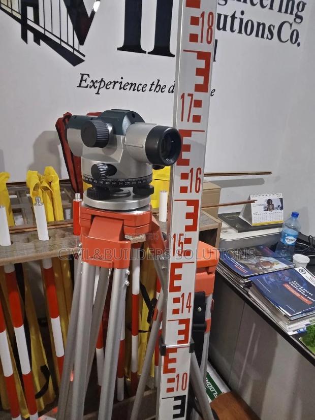 Dumpy Levels Bosch - main view