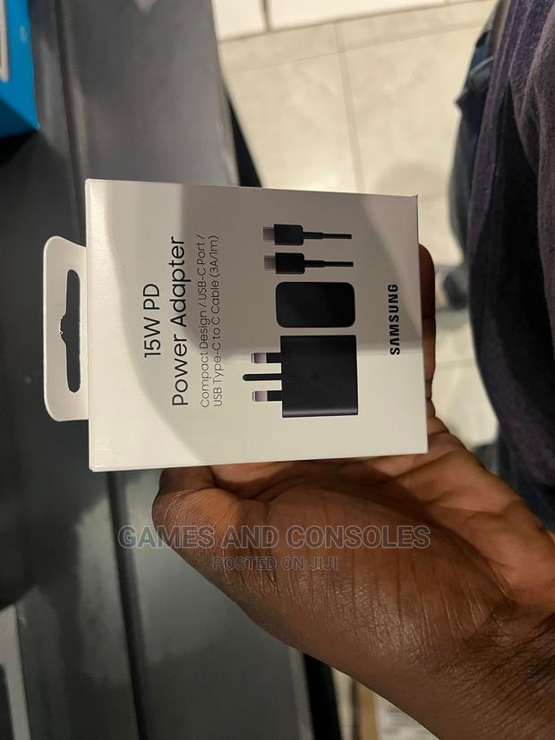 Samsung Original Charger - main view