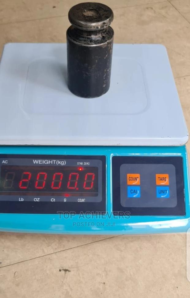 More Advance Digital Lab Scale - main view