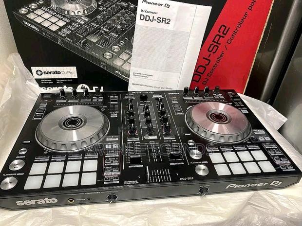 Pioneer Sr2 Dj Controller - main view