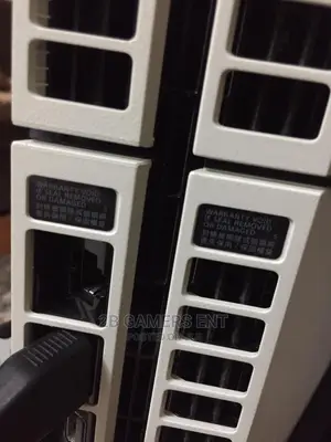 Standard White, Play Station 4