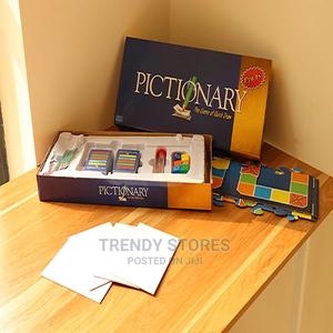 Pictionary Board Game - thumbnail 2