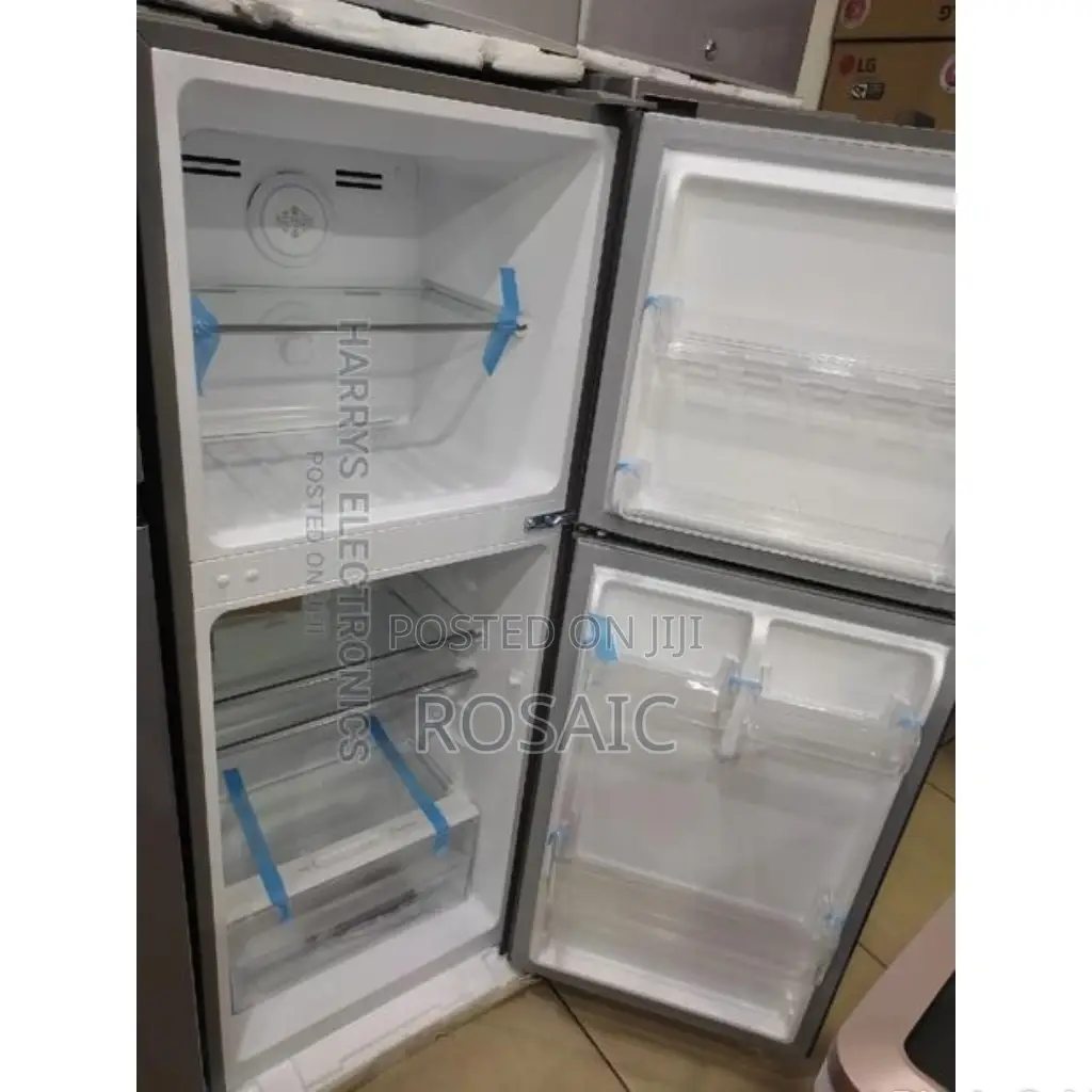 Roch 138l Double Door Fridge (Silver)