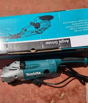 '9' Makita Grinder