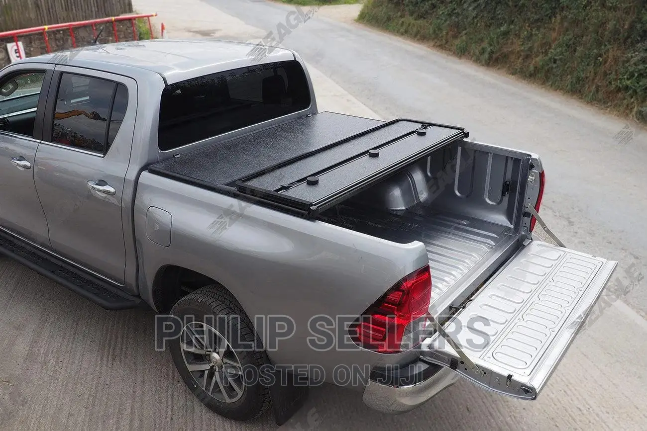 Toyota Hilux Eagle1 Hard Tri Fold Tonneau Cover
