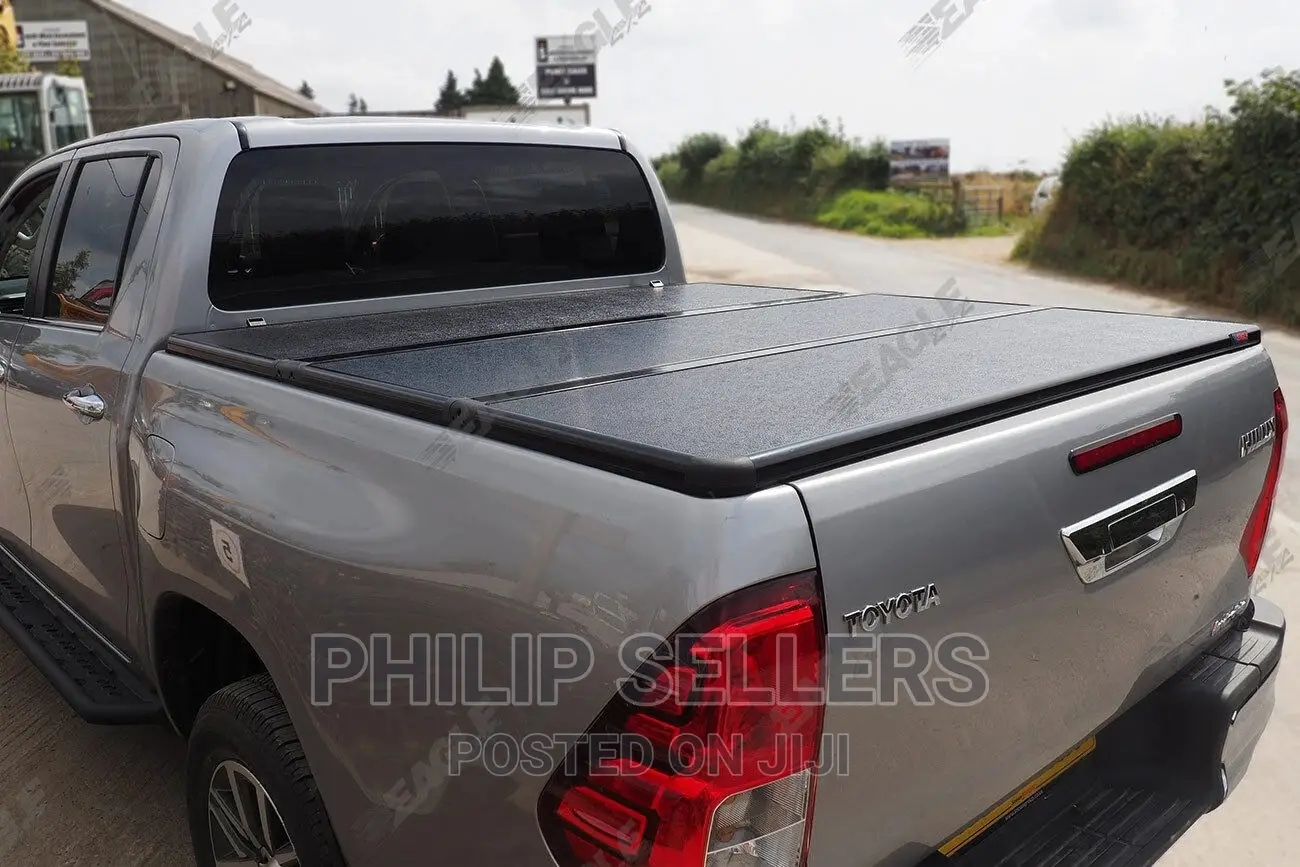 Toyota Hilux Eagle1 Hard Tri Fold Tonneau Cover