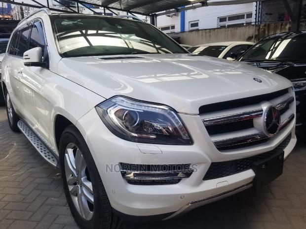 Mercedes-Benz C320 2015 White
