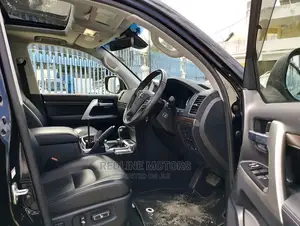 Toyota Land Cruiser Prado 2016 Black