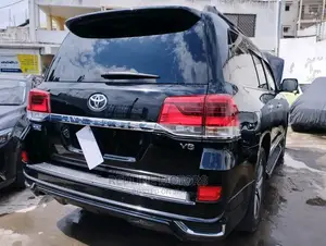 Toyota Land Cruiser Prado 2016 Black