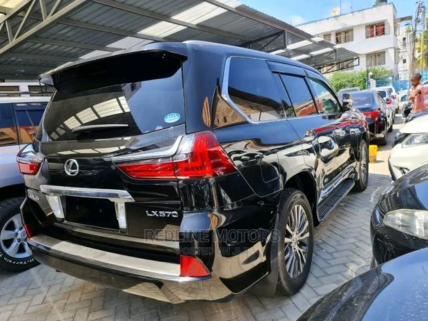 Lexus LX 2016 Black - thumbnail 2
