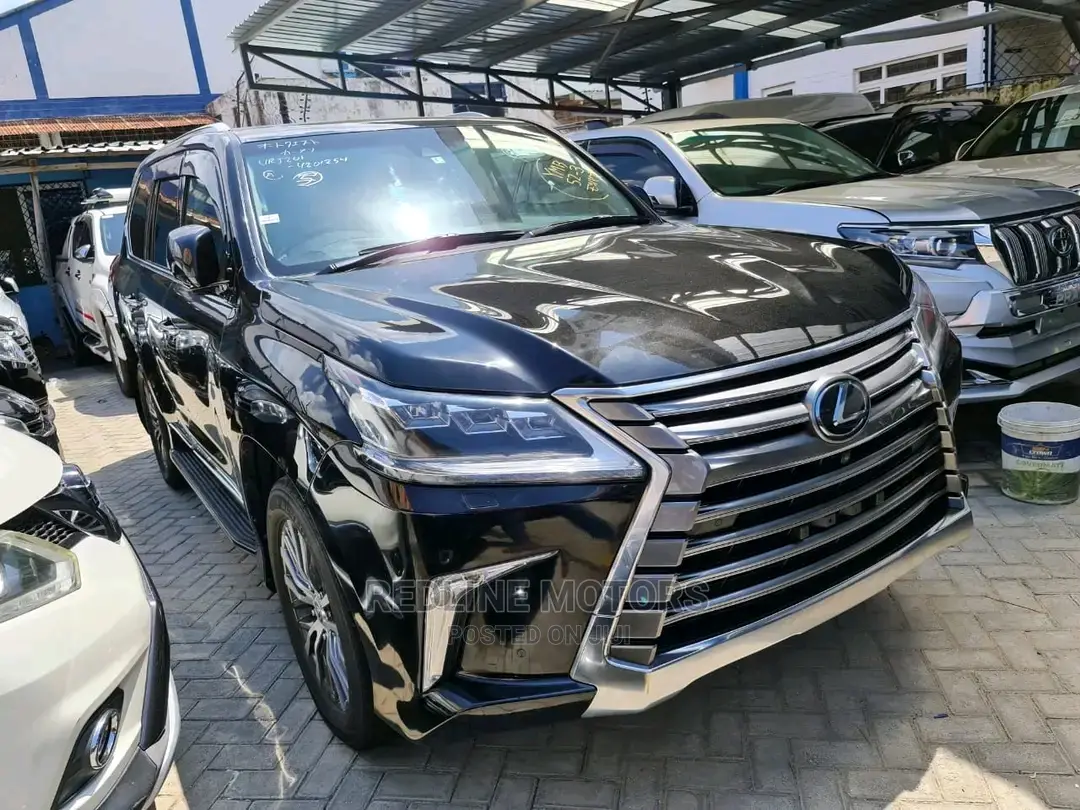 Lexus LX 2016 Black
