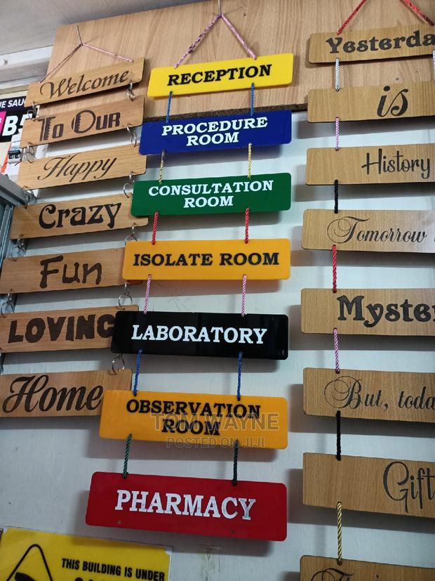 Home Walls Decorations Engraved With Special Message