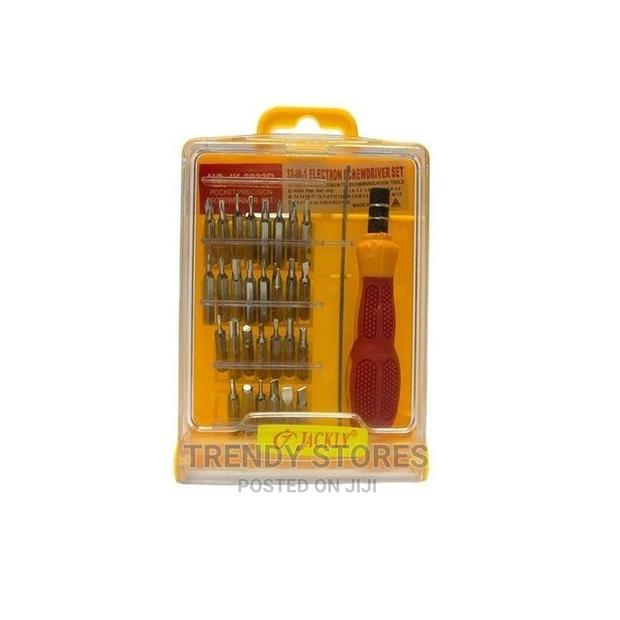 32-In-1 Precision Handle Screwdriver Set - Sliver Yellow