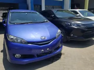 Toyota Wish 2014 Blue