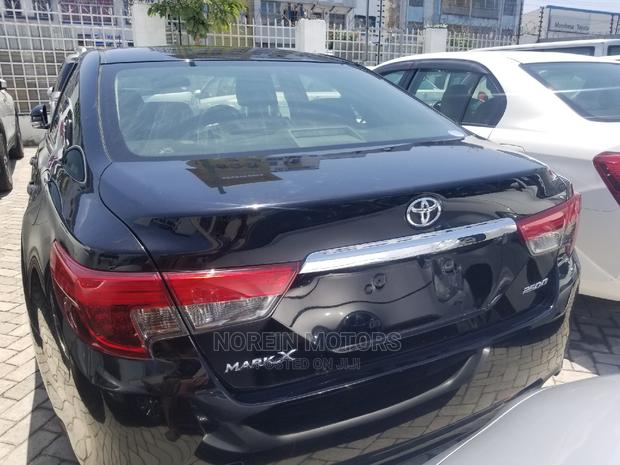 Toyota Mark X 2015 Black - thumbnail 4