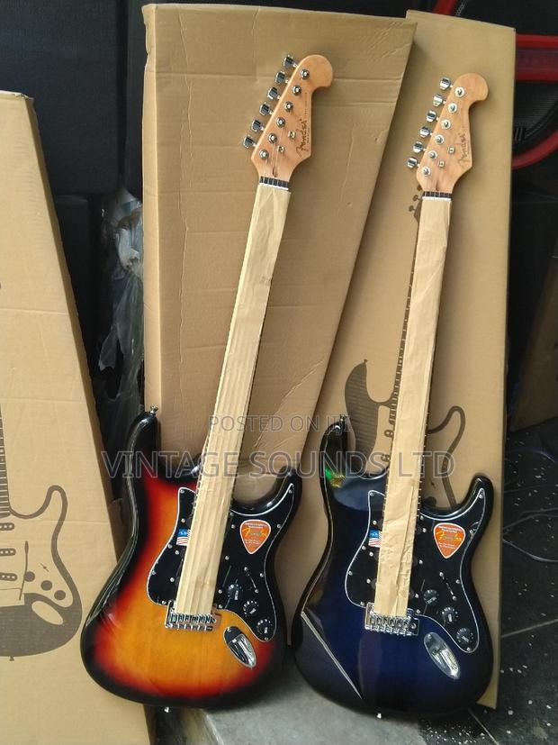 New Electric Solo Guitar - thumbnail 3