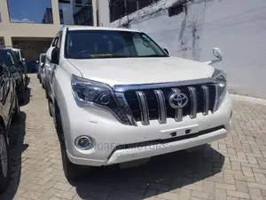 Toyota Land Cruiser Prado 2014 White