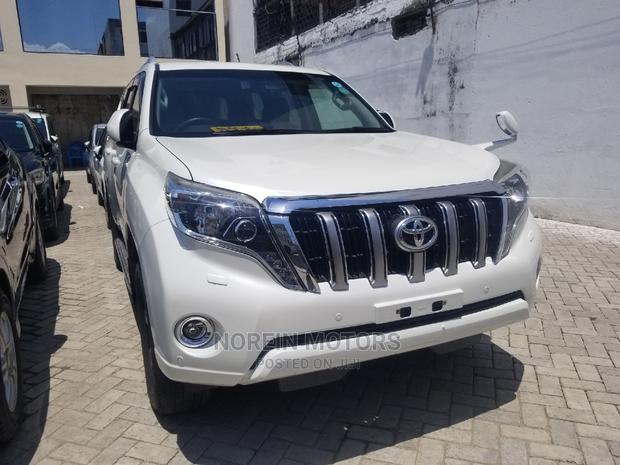Toyota Land Cruiser Prado 2014 White