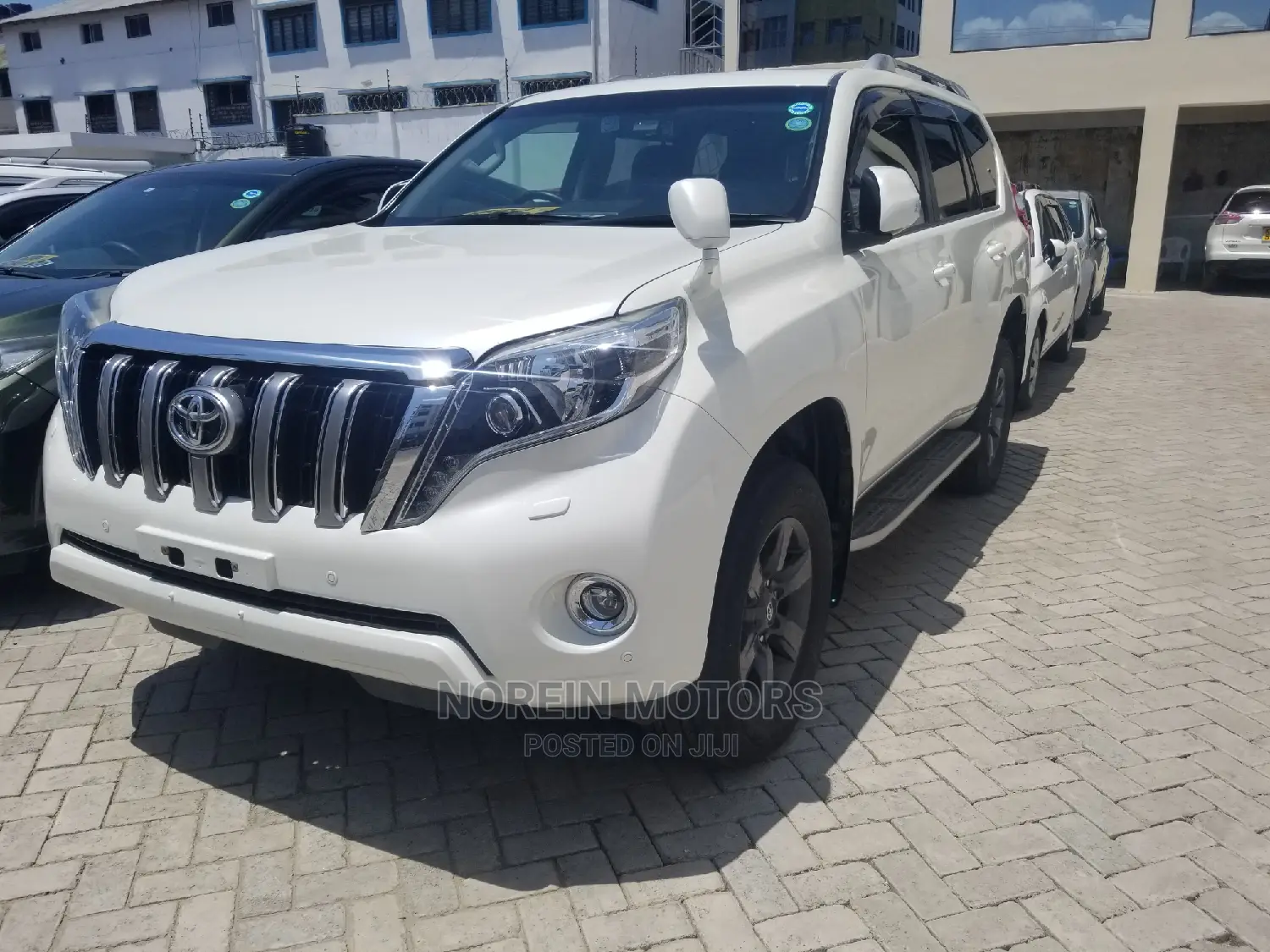 Toyota Land Cruiser Prado 2014 White