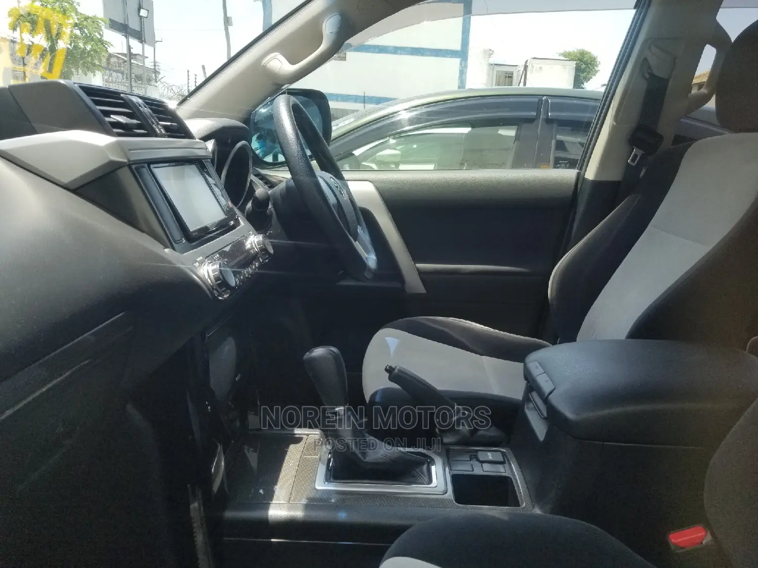 Toyota Land Cruiser Prado 2014 White