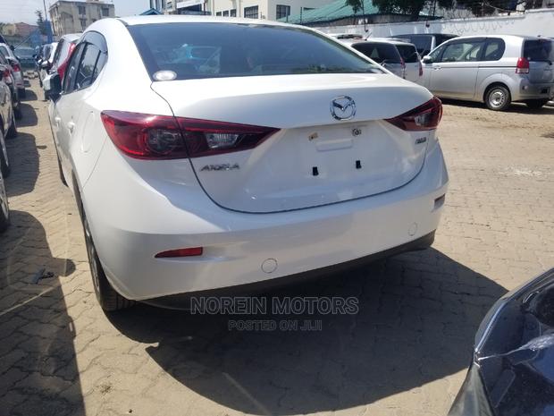 Mazda Axela 2015 White - thumbnail 4