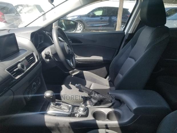 Mazda Axela 2015 White - thumbnail 5