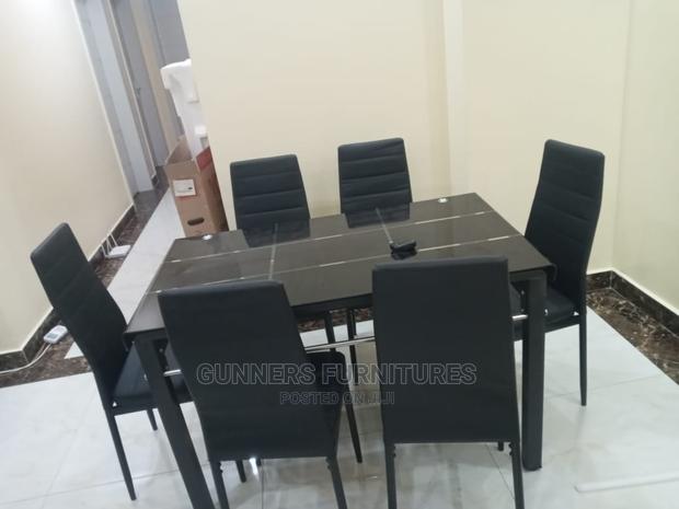Dining Table Set.