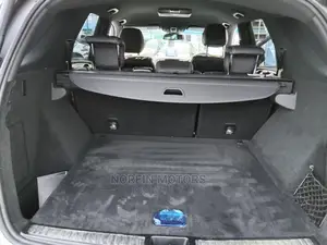Mercedes-Benz M Class 2015 Off White