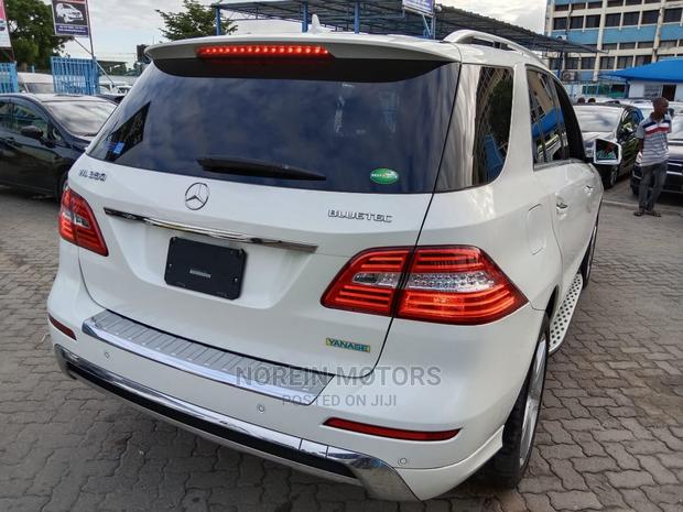 Mercedes-Benz M Class 2015 Off White - thumbnail 7