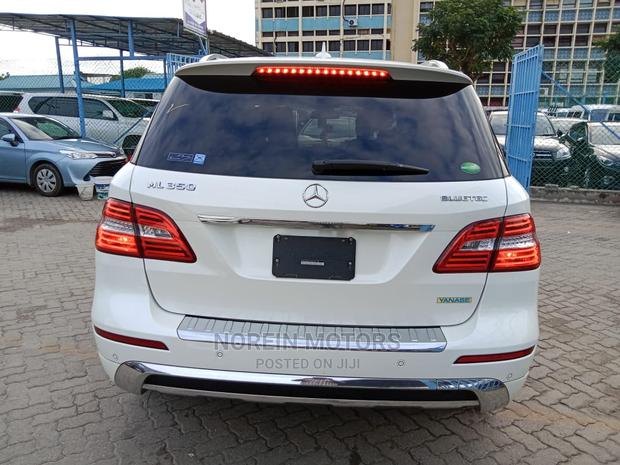 Mercedes-Benz M Class 2015 Off White - thumbnail 5