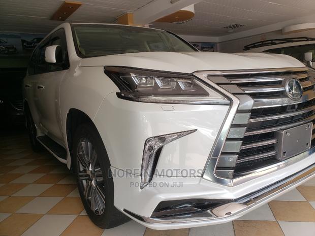 Lexus LX 2018 White - thumbnail 15