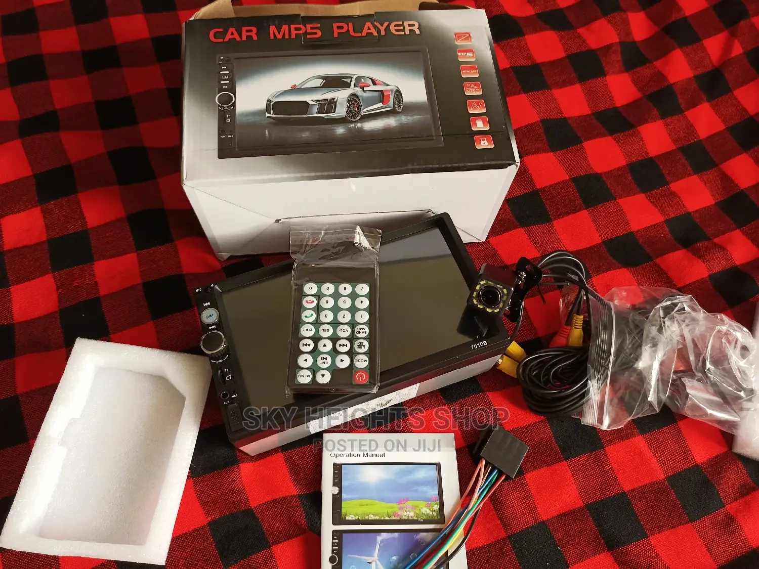 Digital 7" TOUCHSCREEN CAR Video Player + HD Reverse Camera