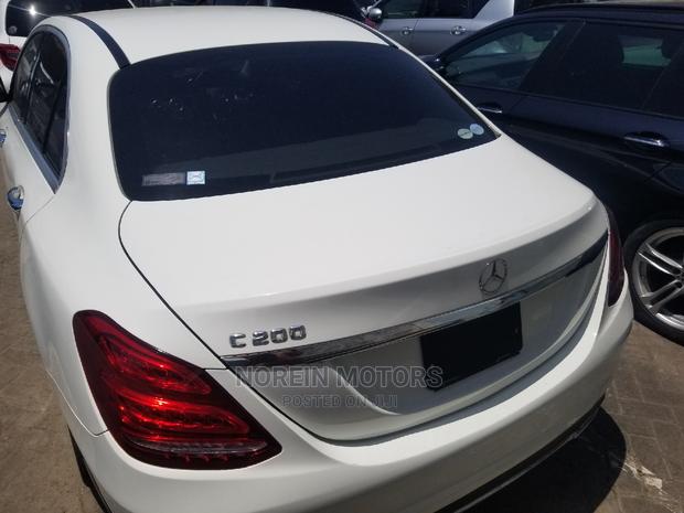Mercedes-Benz C200 2014 Off White - thumbnail 3