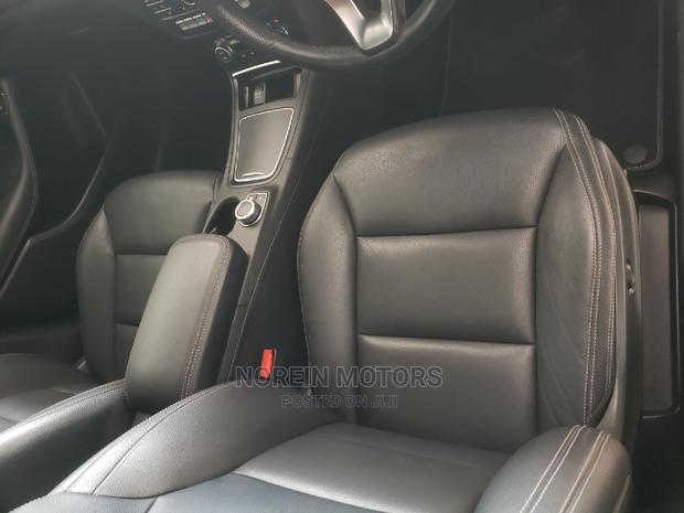 Mercedes-Benz C180 2015 Black - thumbnail 11