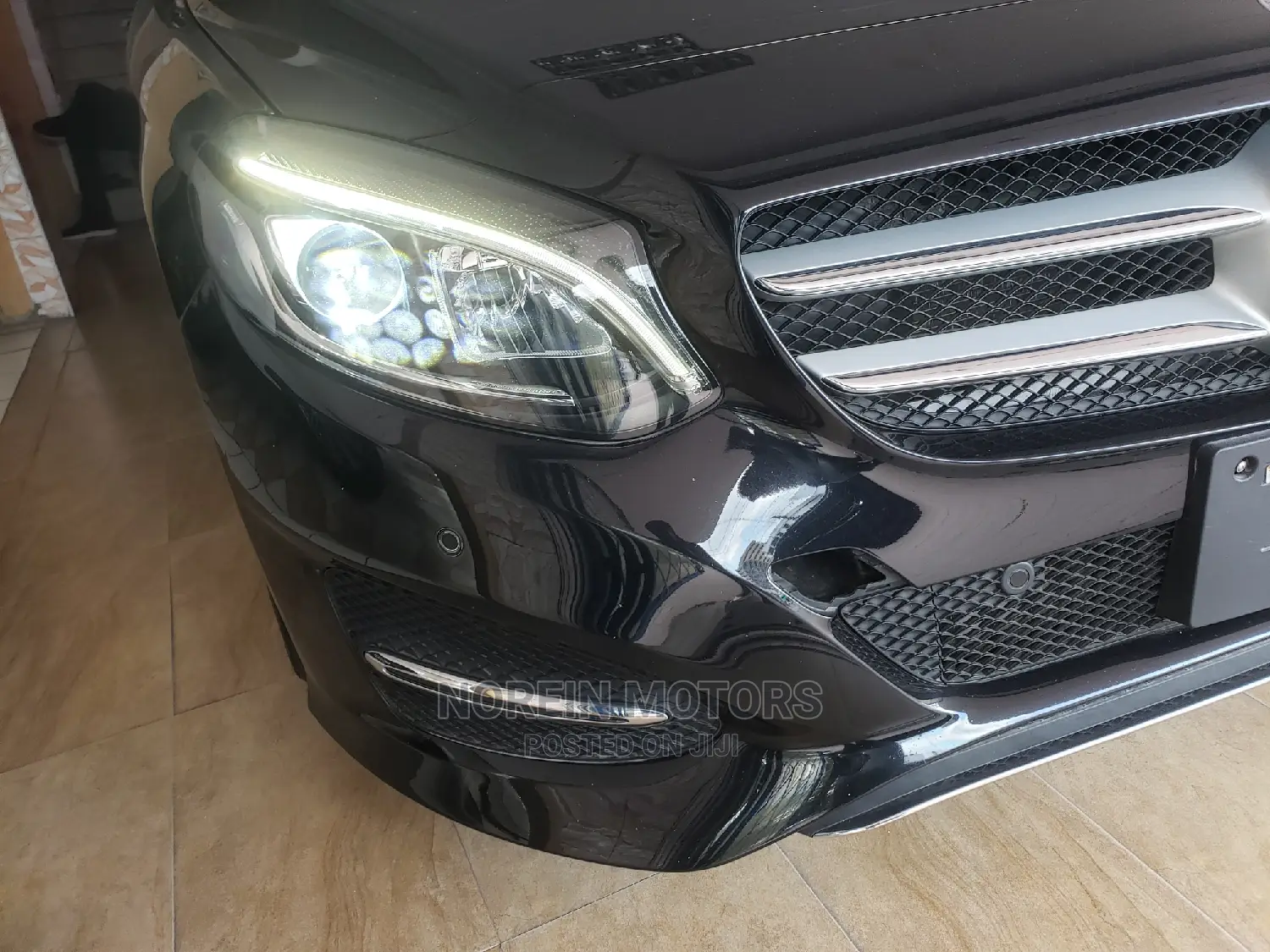 Mercedes-Benz C180 2015 Black