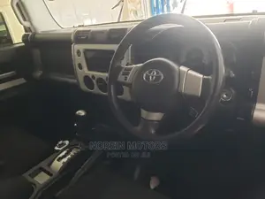 Toyota FJ Cruiser 2015 Beige