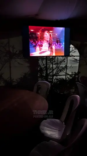 TV Set Up for Exhibitions Available in Stock