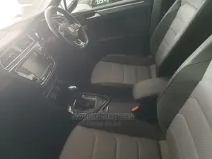 Land Rover Range Rover Vogue 2016 Gray