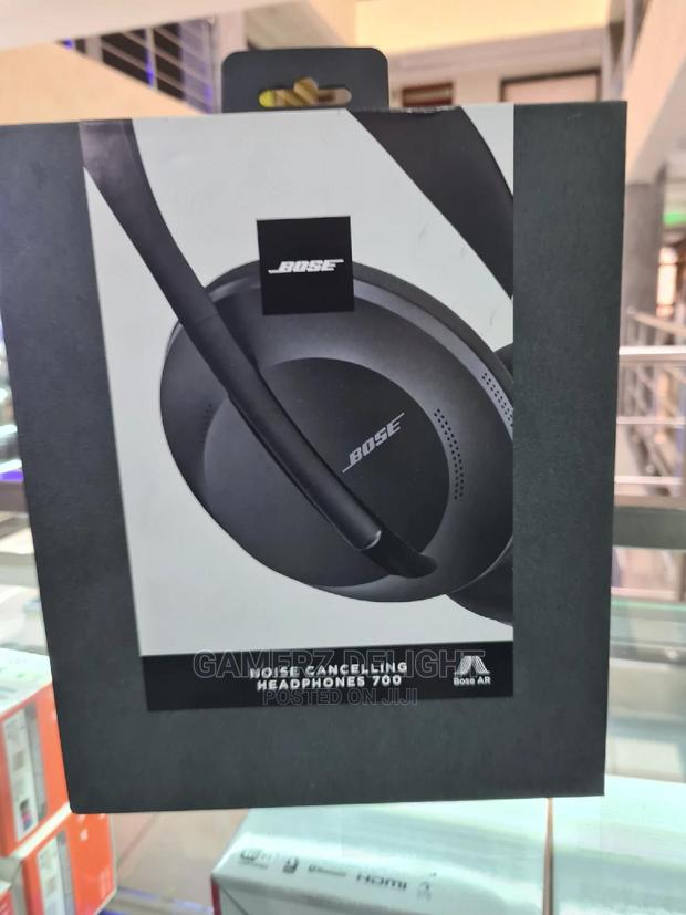 Bose 700( Noise Cancelling) - thumbnail 3