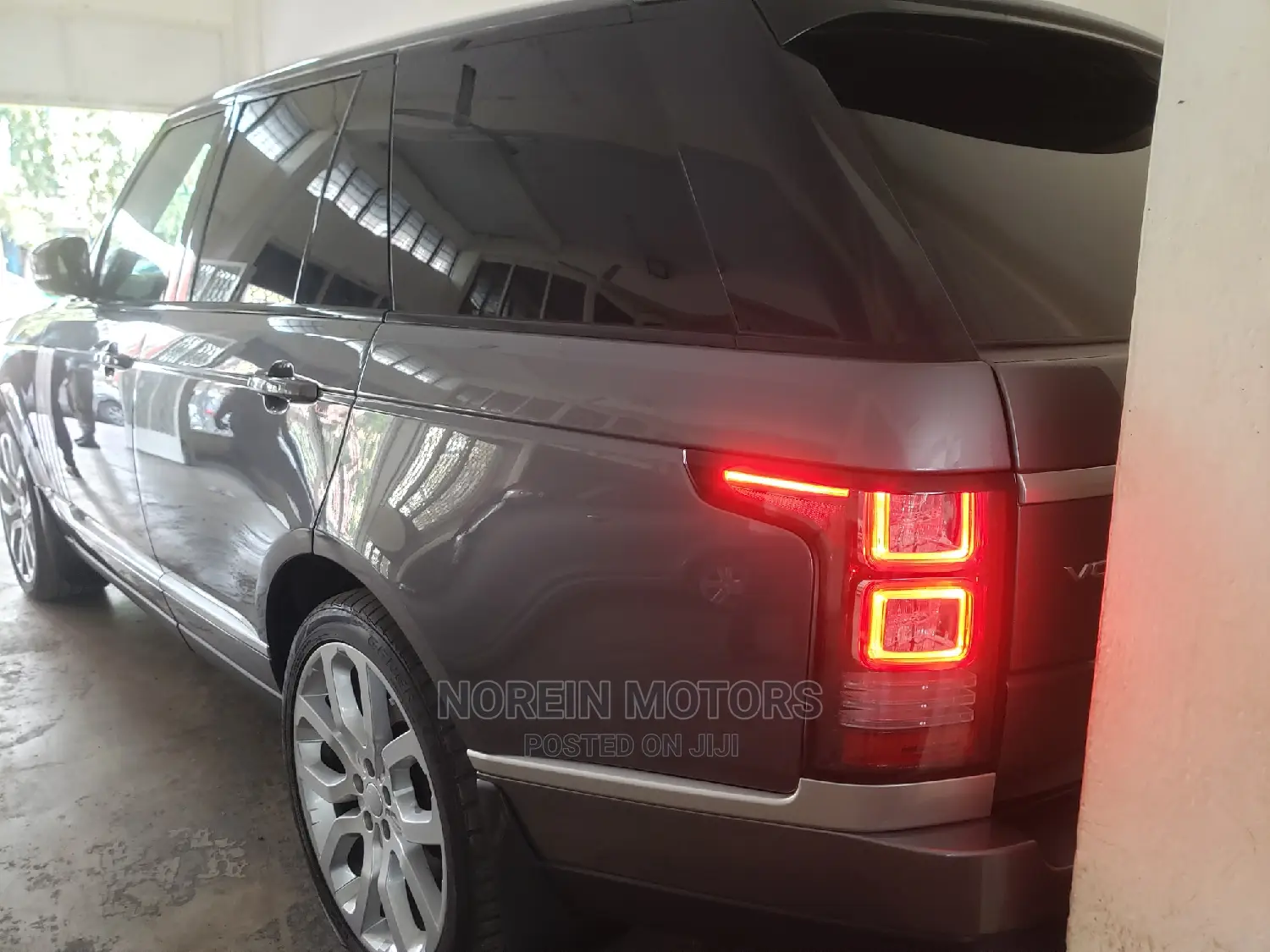 Land Rover Range Rover Vogue 2016 Gray