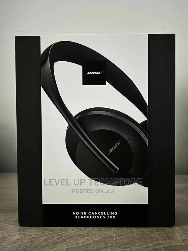 Bose 700 Noise Cancelling Wireless Bluetooth Headphones - main view