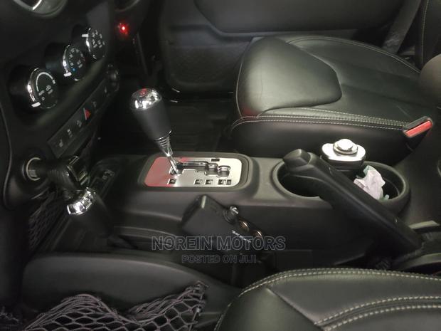 Jeep Wrangler 2016 Matt Black - thumbnail 3