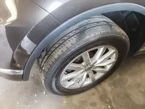 Volkswagen Touareg 2016 Brown