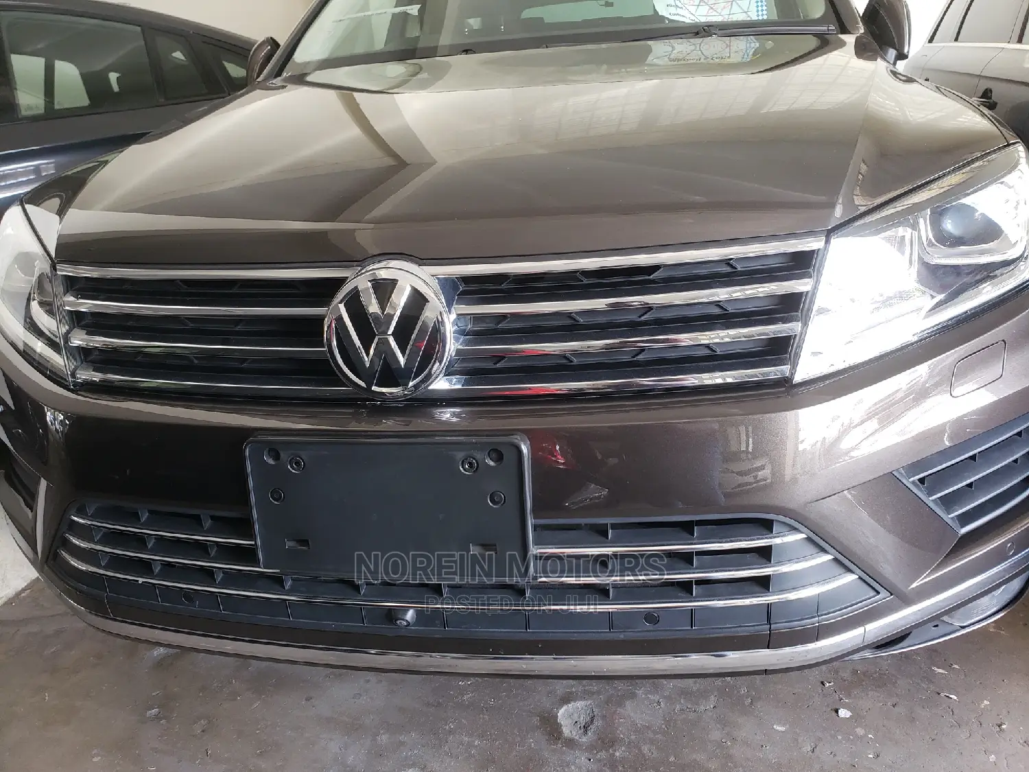 Volkswagen Touareg 2016 Brown