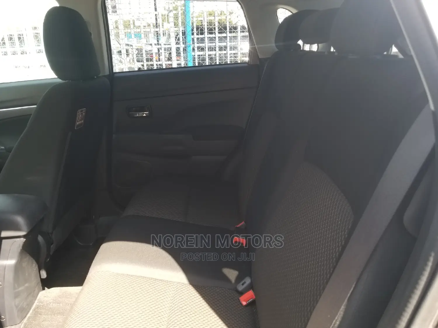 Mitsubishi RVR 2014 Silver