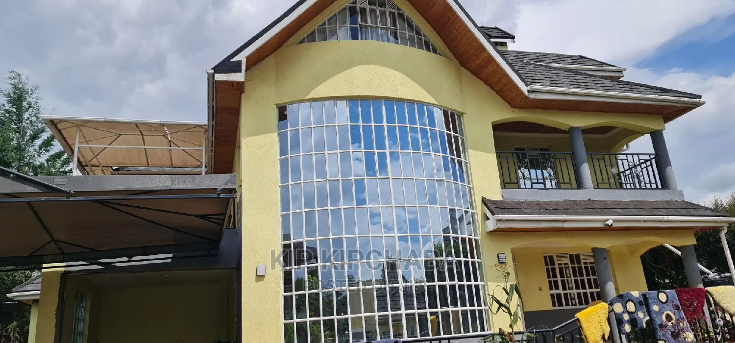 6bdrm Maisonette in Hillside for sale