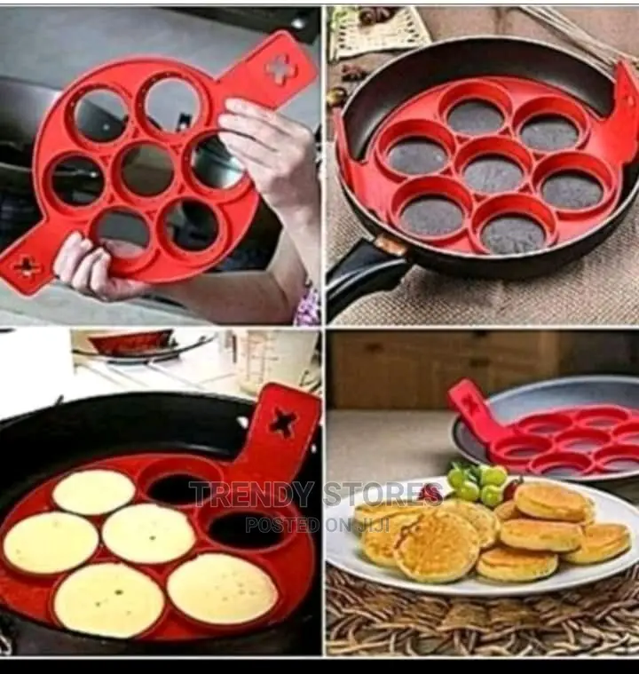 Pancake Flipper Maker