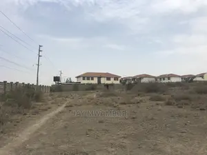 10 Acre Touching Tarmac