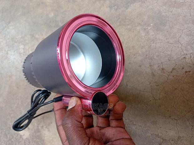 12 Volt Car Cooling/Warming Cup Holder - thumbnail 3